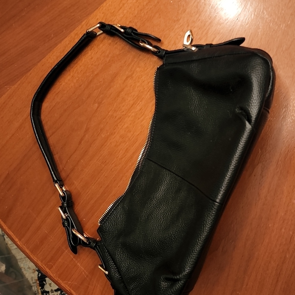 Kattee black leather shoulder purse! NWOT!! SOO PRETTY!!